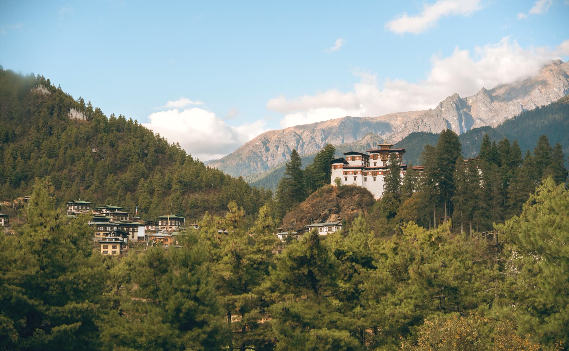 An Amankora lodge above the valleys of Bhutan