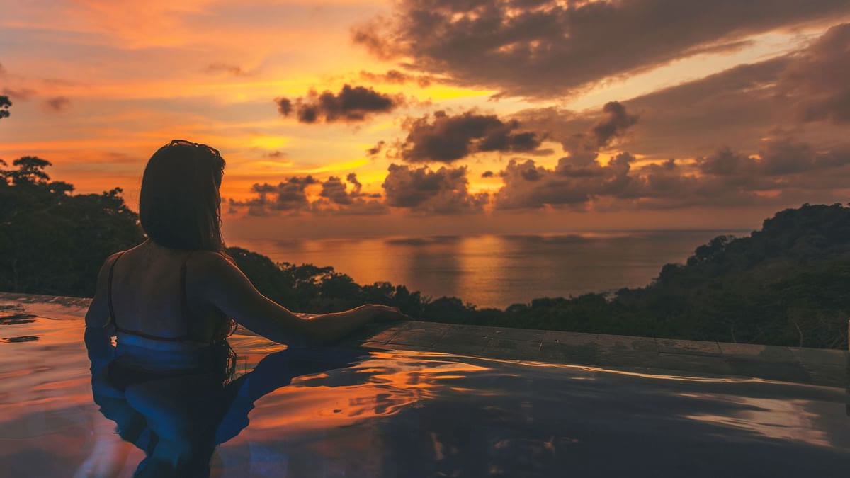 Private plunge pool with ocean view at a Townhouse, Los Altos Resort