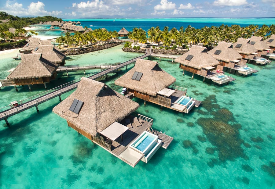 Conrad Bora Bora Nui dining