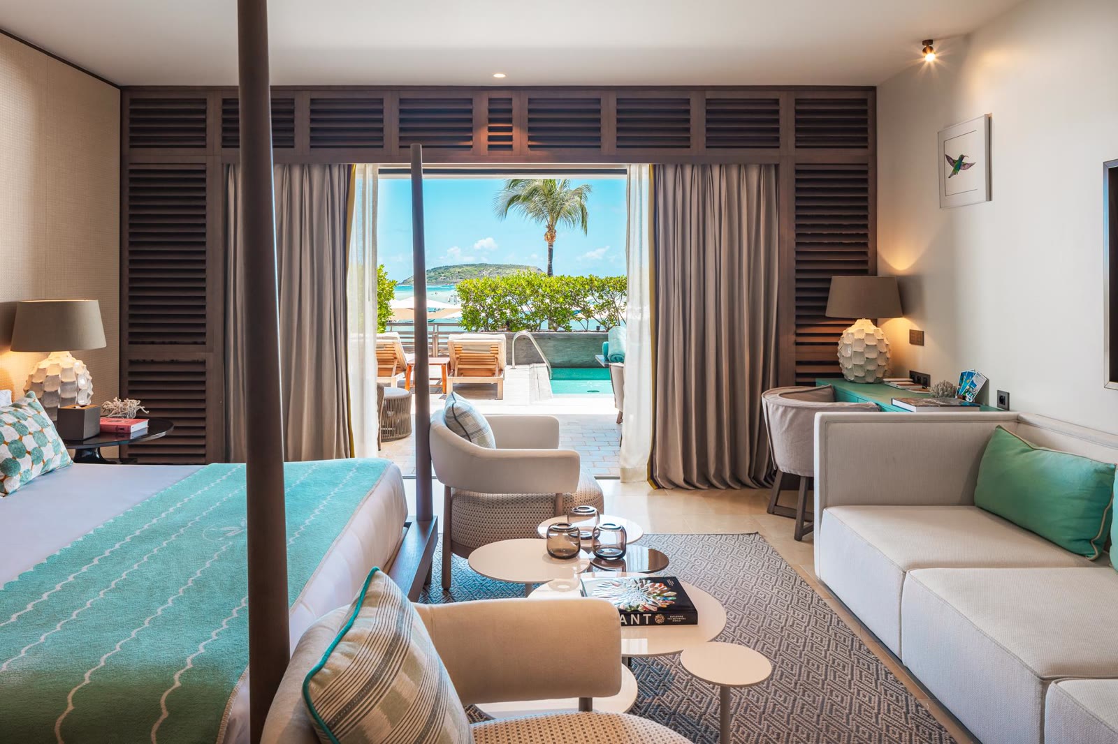 An ocean suite with a private pool at Le Barthelemy