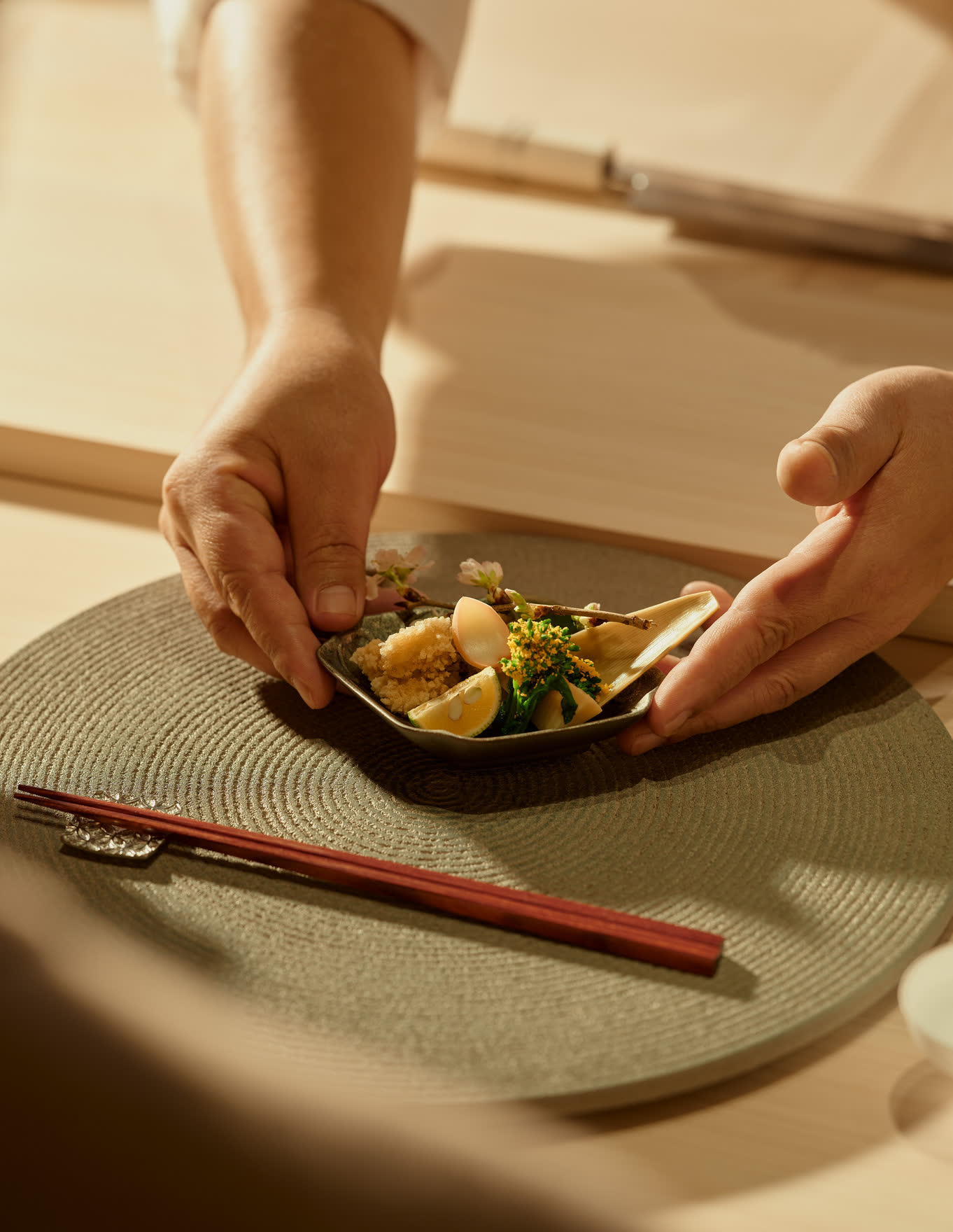Refined dining aboard Amangati