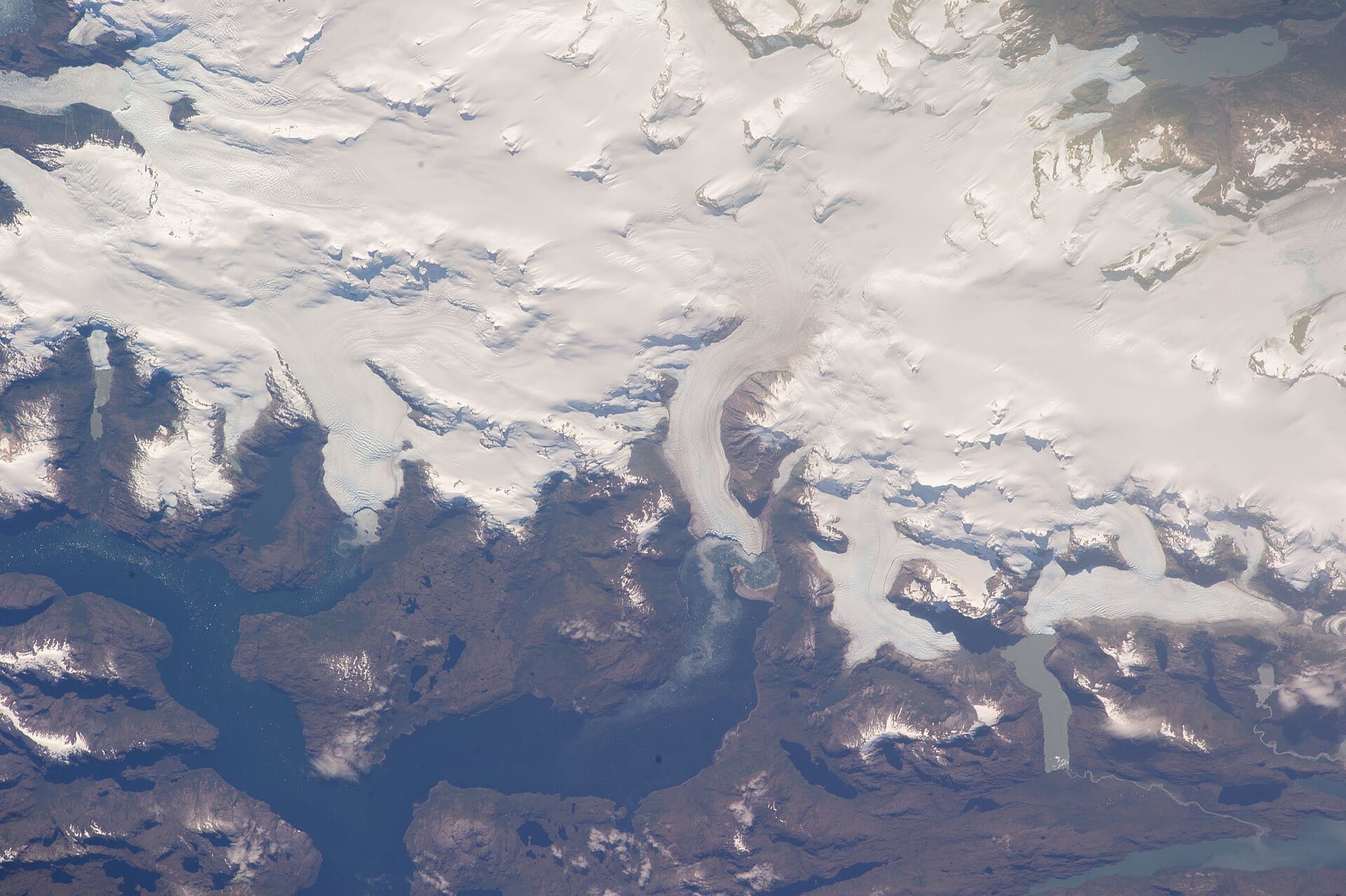 El Brujo Glacier