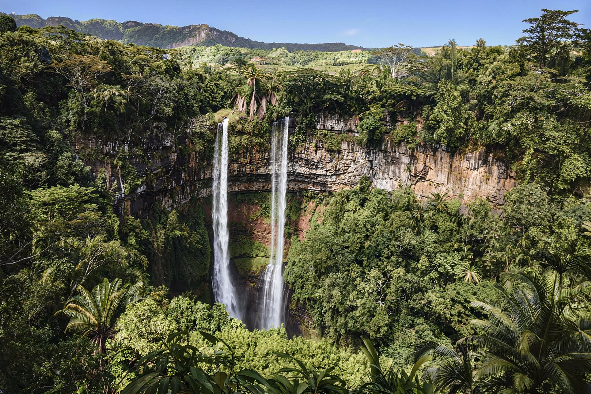 History and culture visiting Caribbean jewels