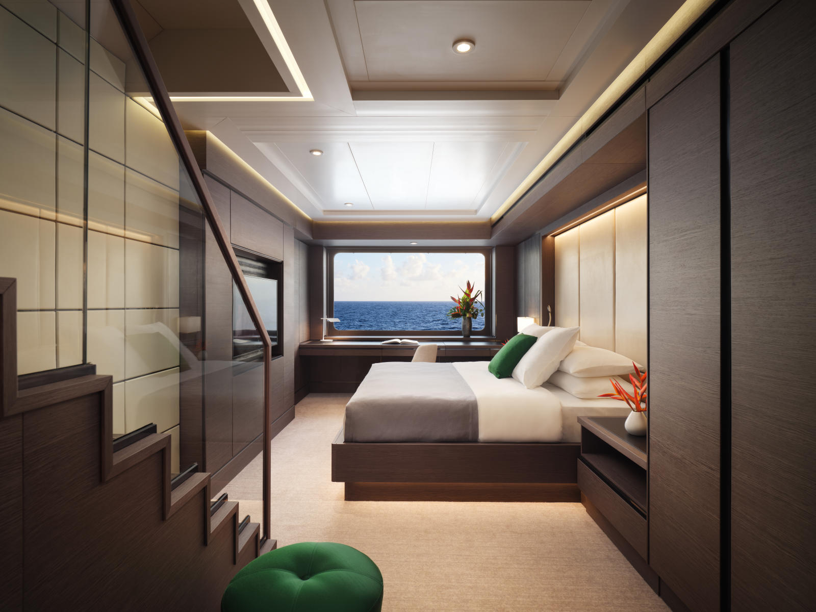 The Loft Suite, Evrima