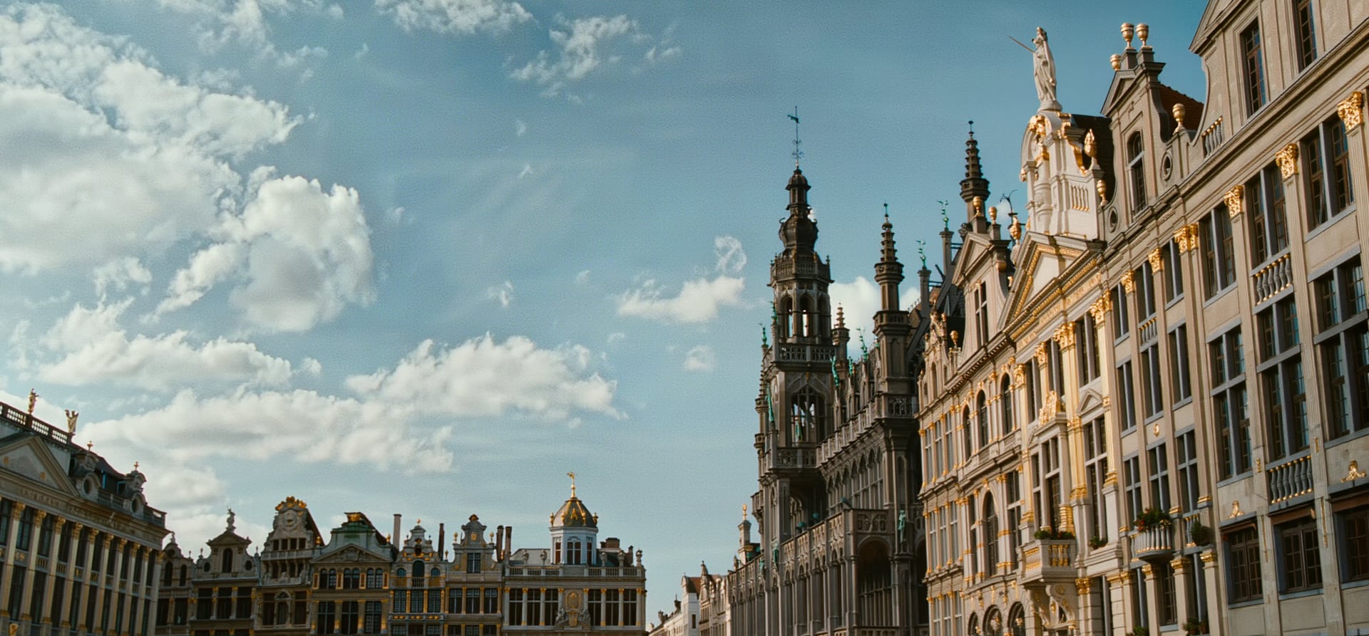 Windmills, Tulips & Belgian Delights with Bruges