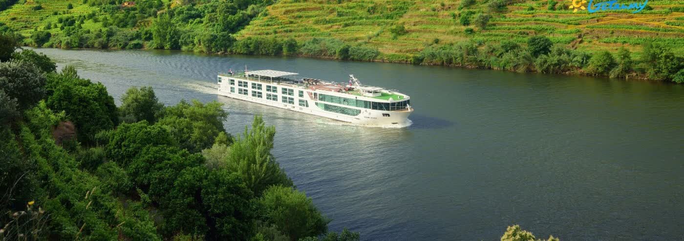 A Scenic Space-Ship on the Douro