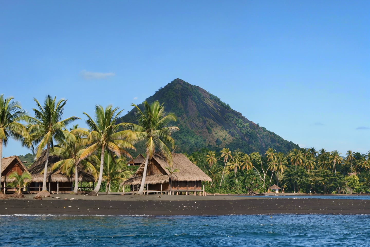 Crown Island, Papua New Guinea
