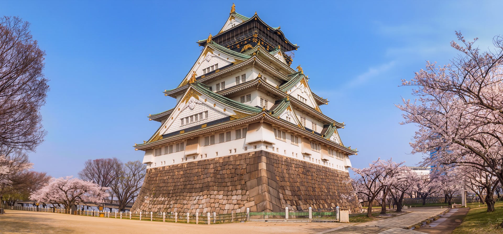 Japan, Between Tradition and Modernity