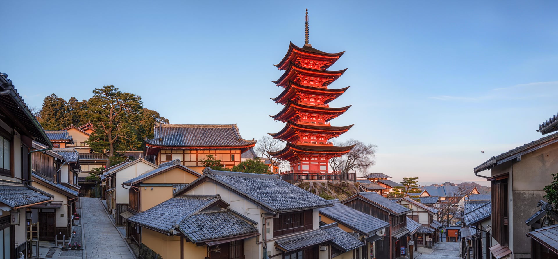 Japanese ancestral traditions and legendary shrines