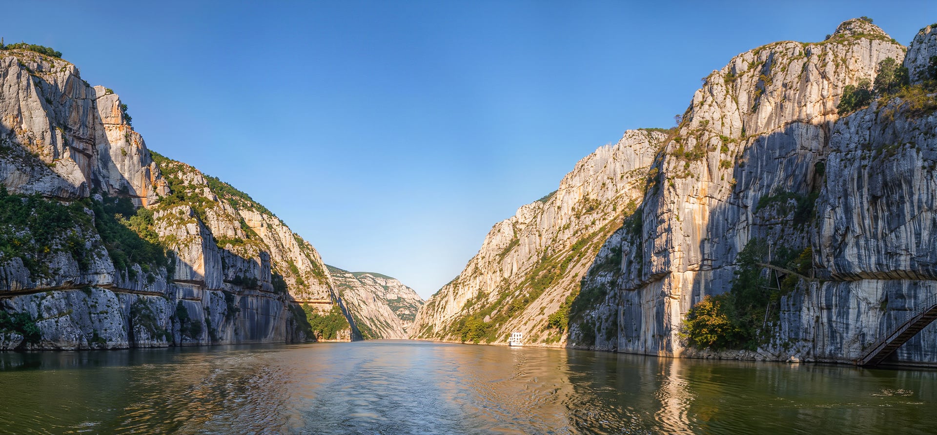 14 Night Grand Danube Cruise (Wine Cruise)