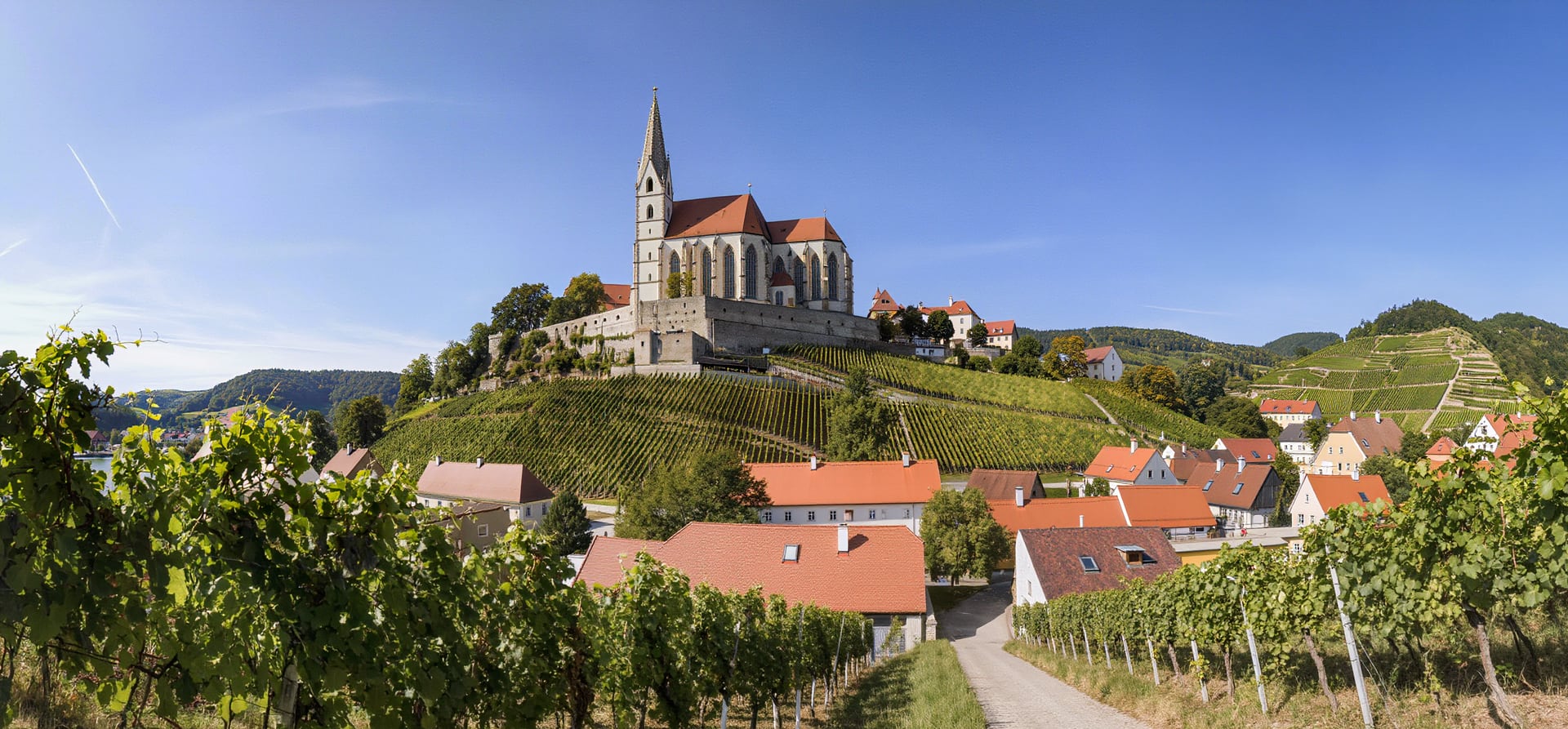 7 Night Christmas Markets On The Danube (Christmas Day Celebration)