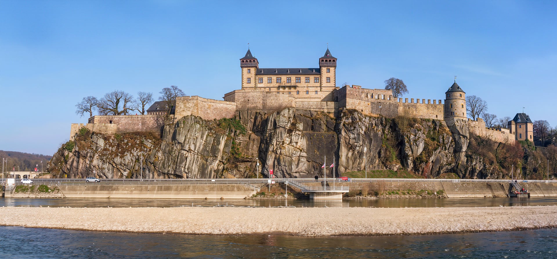 Castles & Vineyards of the Rhine & Moselle with Berlin