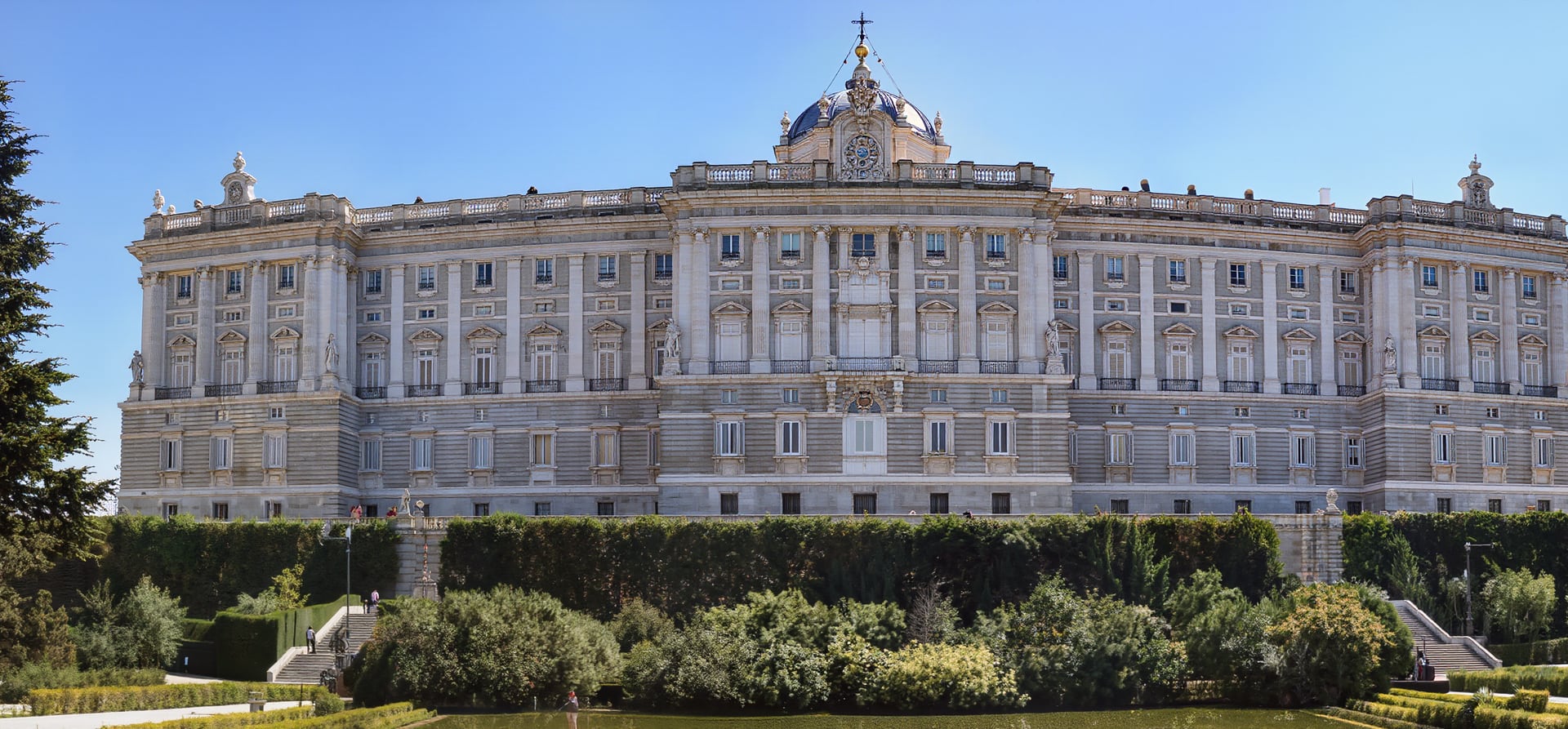 Tastes of Bordeaux – A Wine Cruise with Madrid