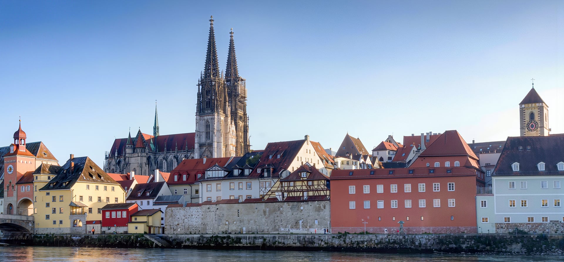Vineyards & Palaces Along The Danube With Prague (2026)