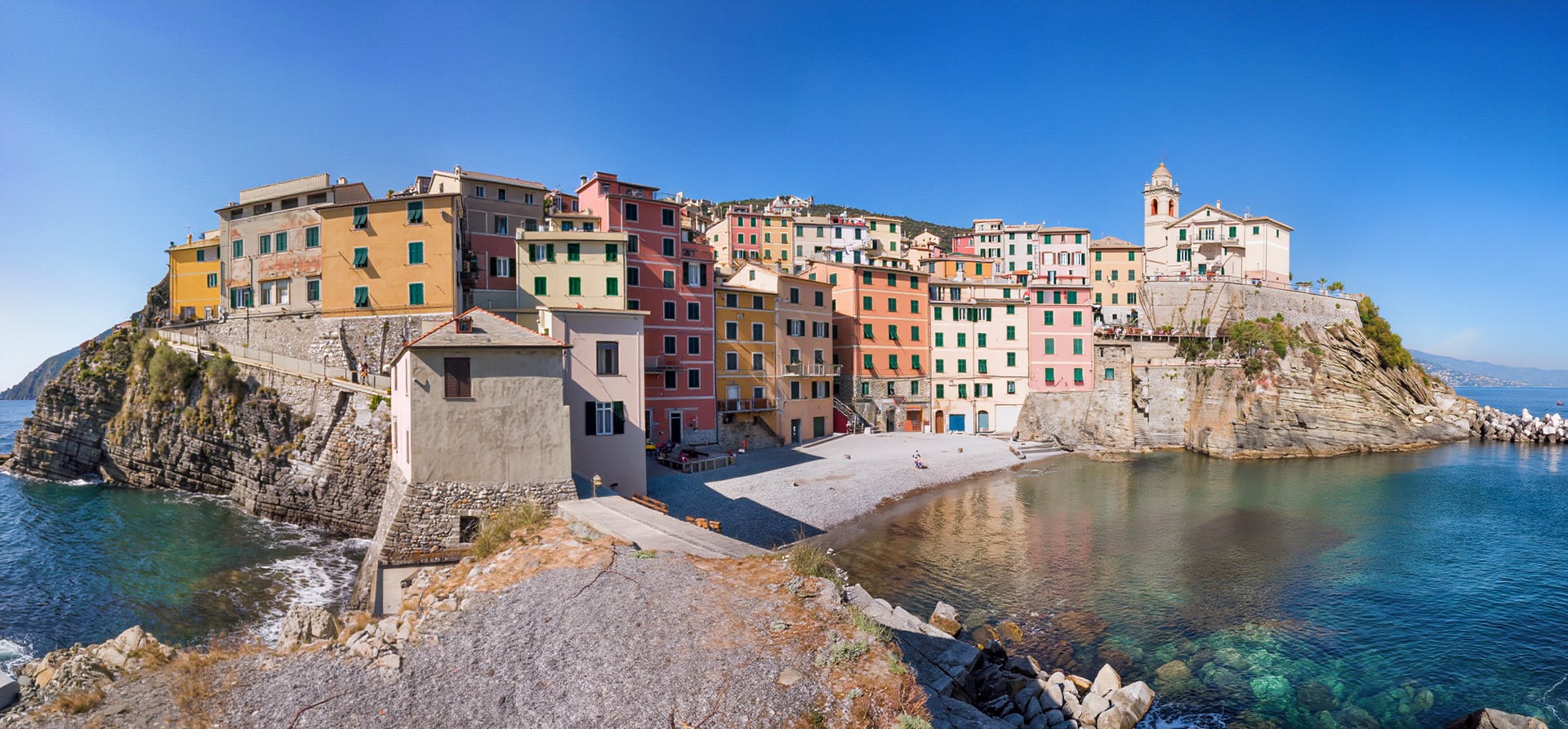 A Journey Through Renaissance Scenes & Mediterranean Tranquillity