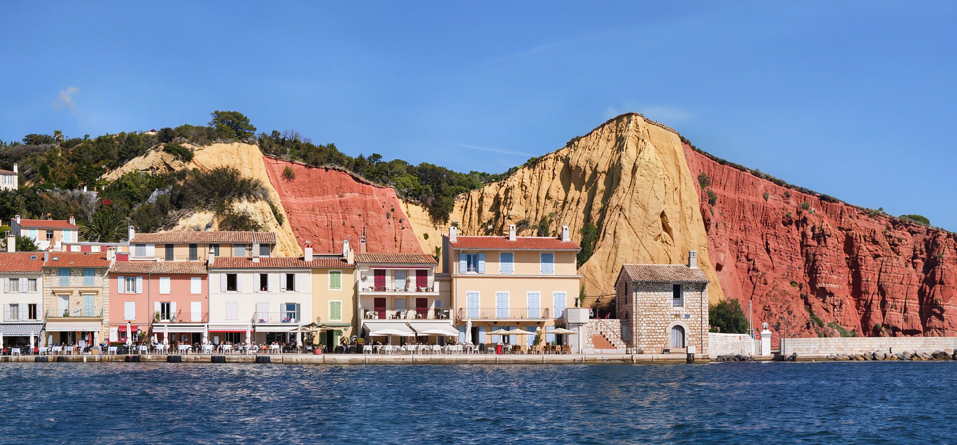 THE RIVIERAS FEATURING CASSIS & SARDINIA