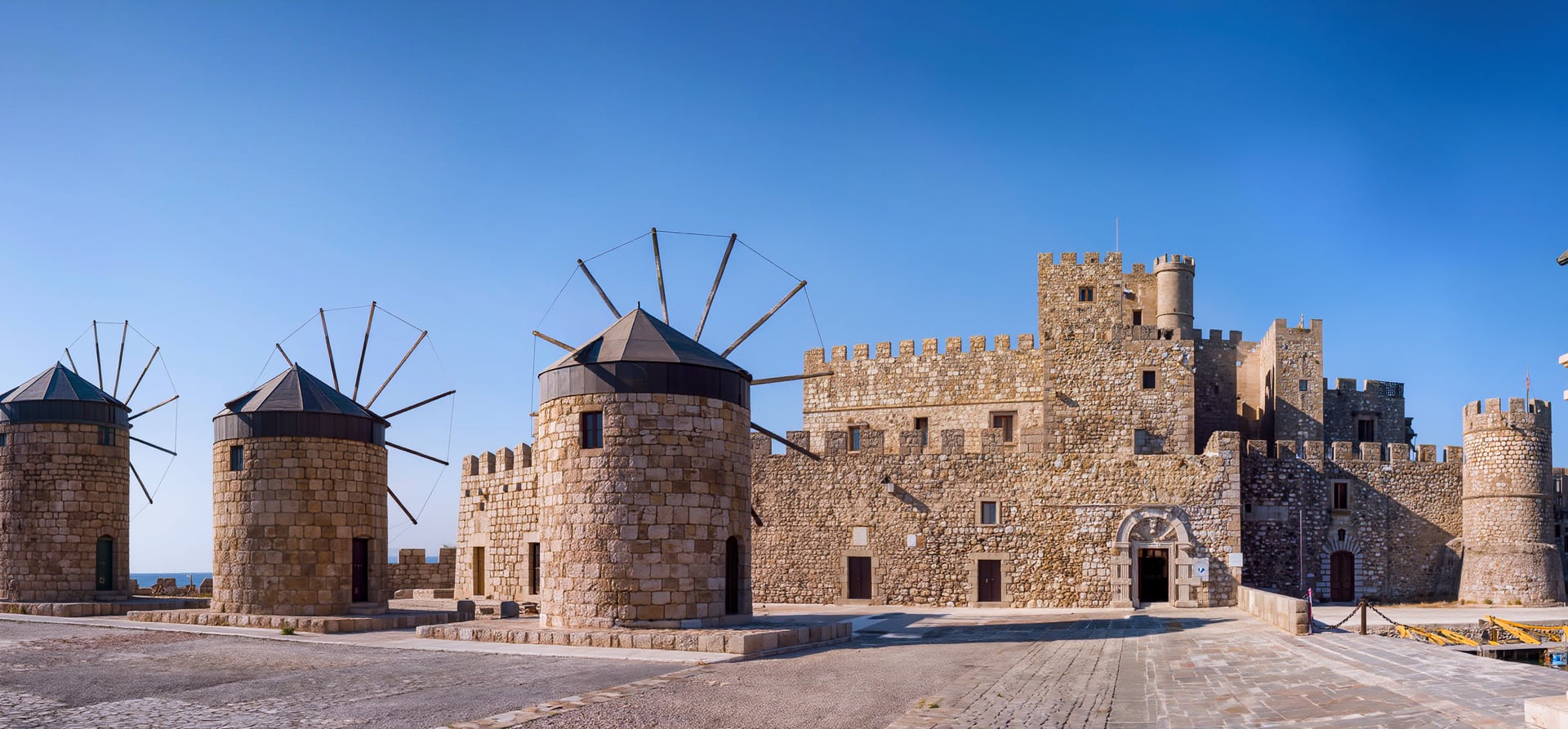 Round trip Athens (Piraeus) via Amorgos & Rhodes
