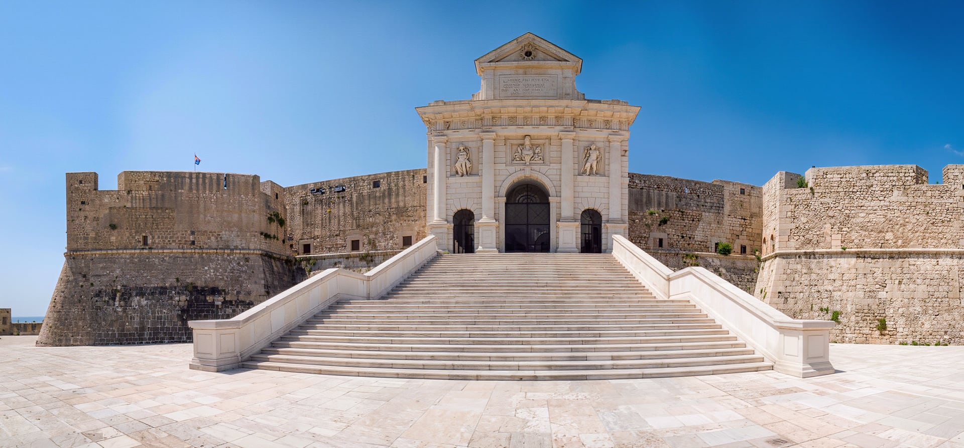 7-Day Malta, Italy & Spain