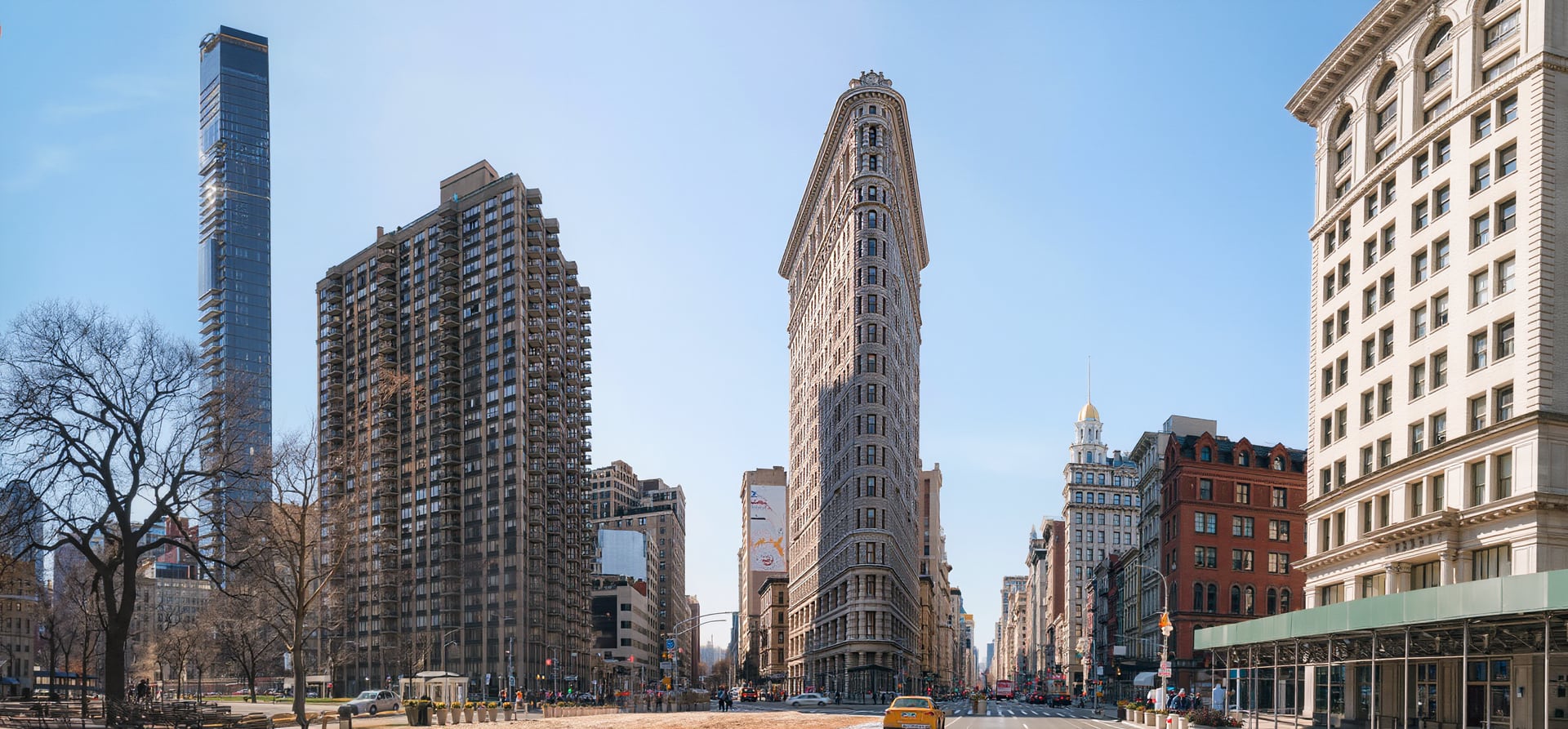 A Grand Journey From The English Coast To The Iconic Wonders Of New York
