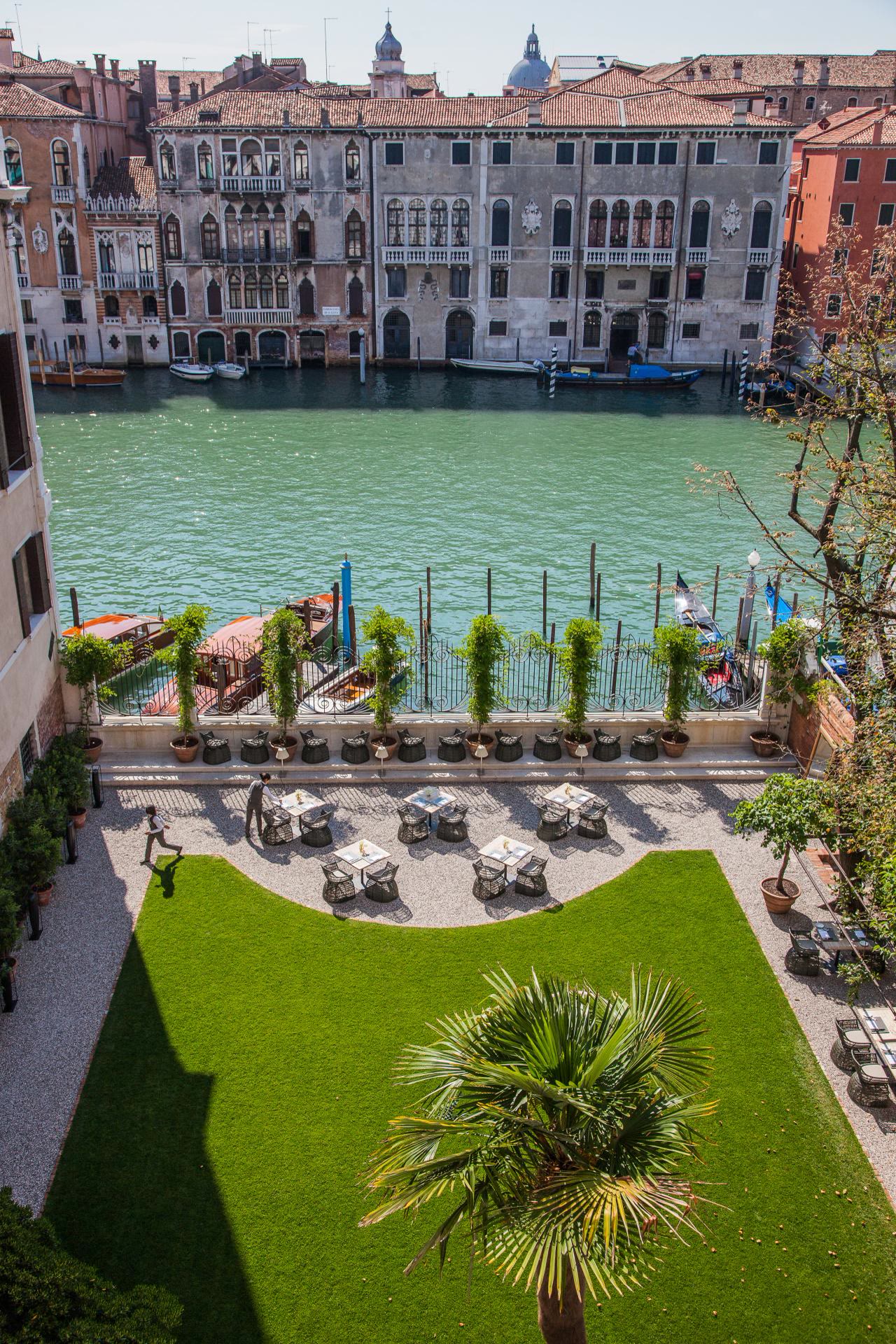 Aman Venice salon