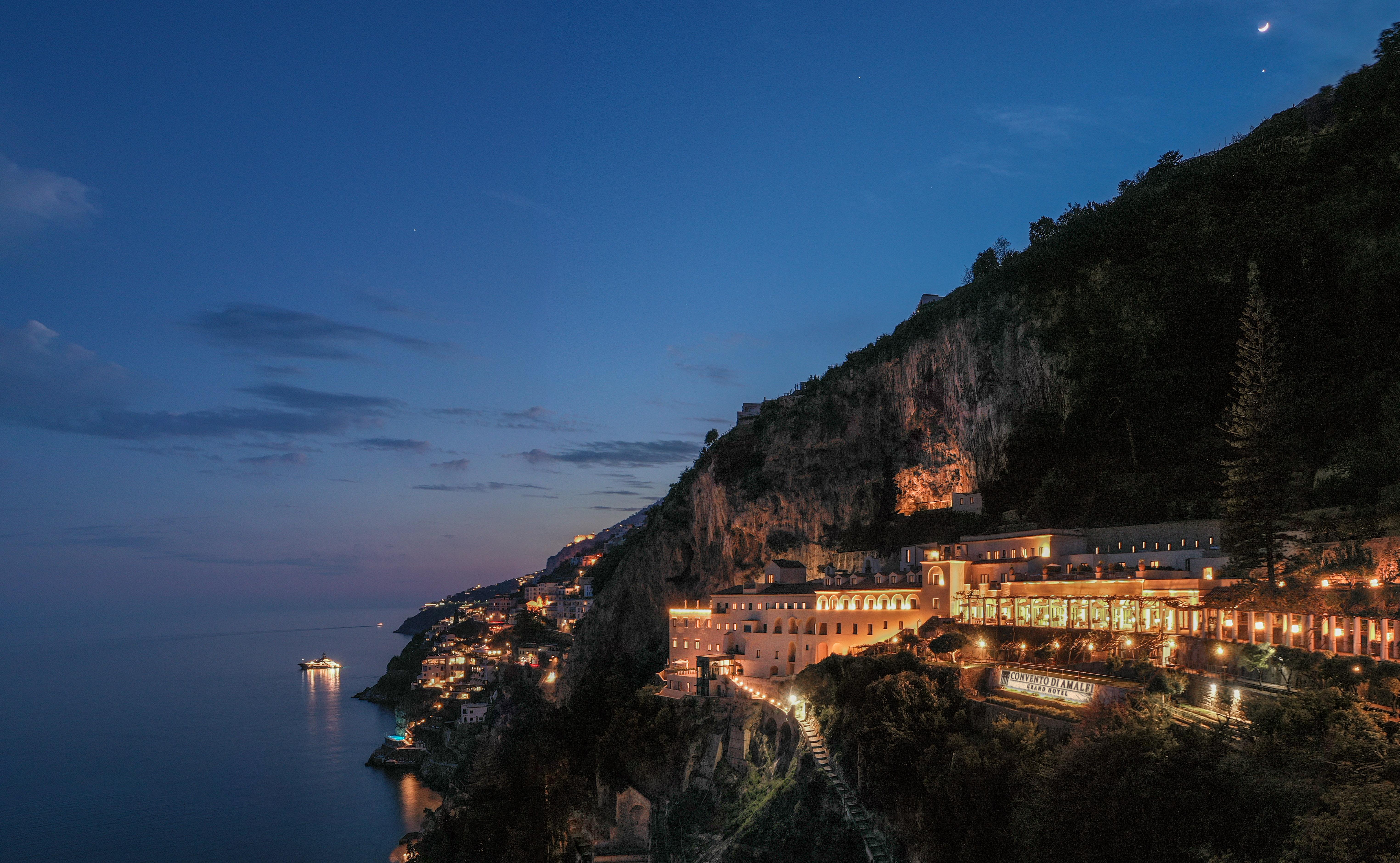 Anantara Convento di Amalfi guest room