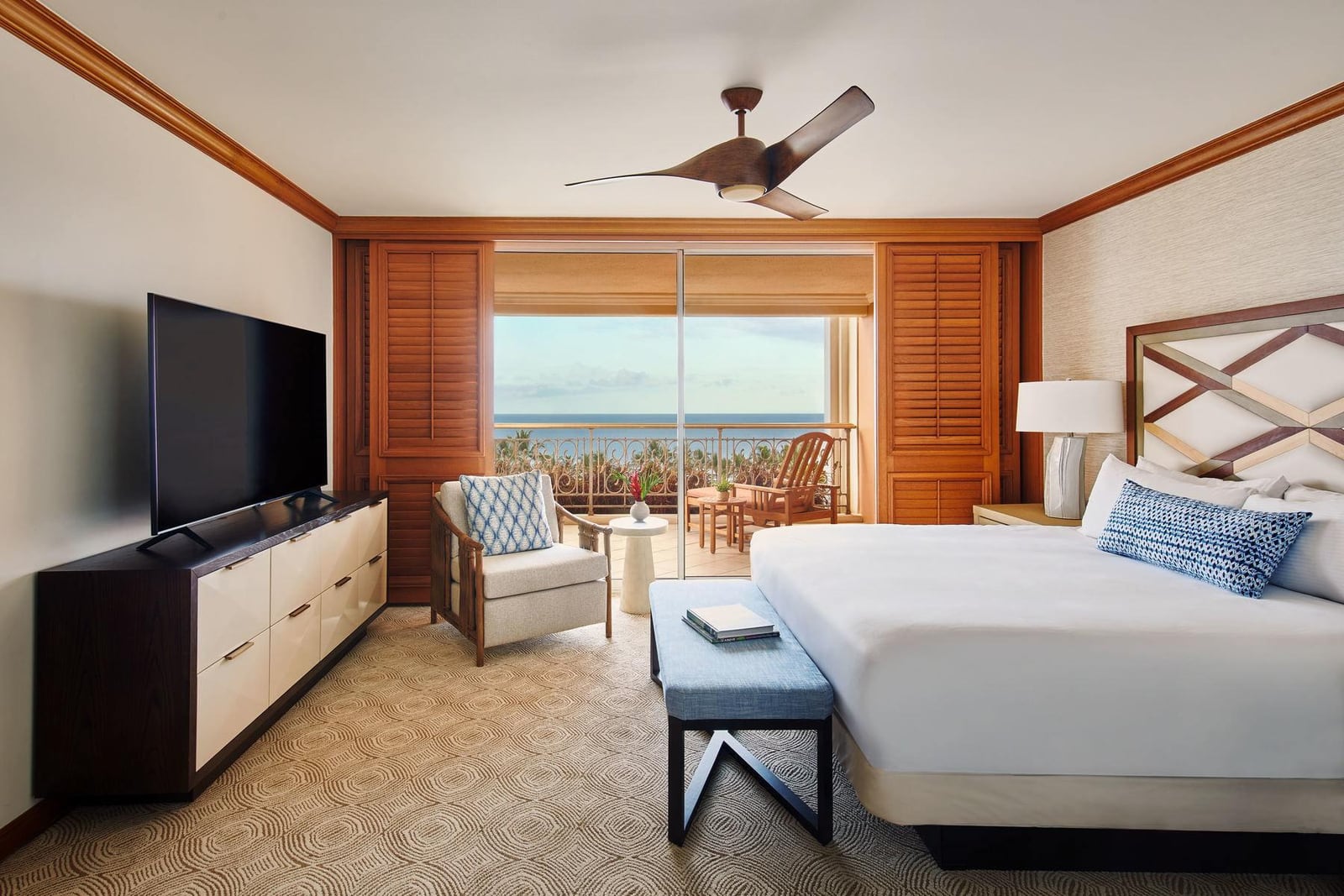 A Napua suite bedroom at Grand Wailea