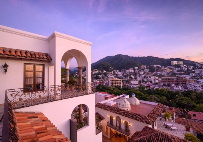 Panoramic views over Banderas Bay from Casa Kimberly, Puerto Vallarta