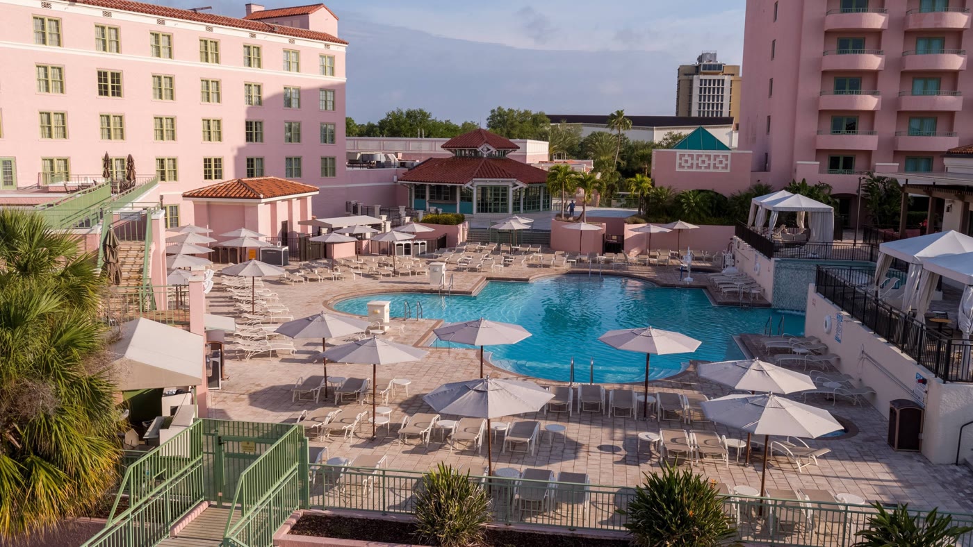 The resort pool at The Vinoy, Autograph Collection