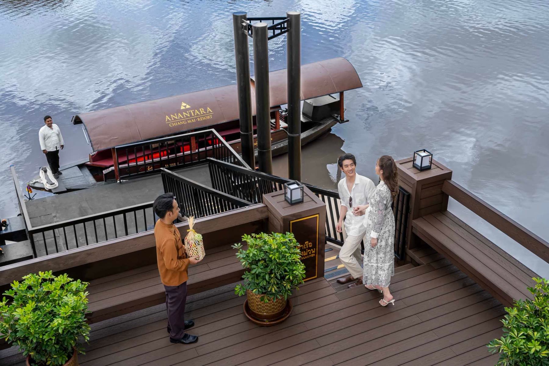 The Namjai river cruise, Anantara Chiang Mai